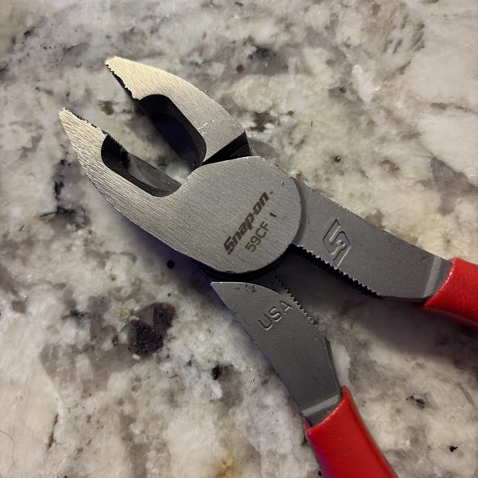 Snap-on Tools USA NEW LONG 9″ RED Soft Grip HD Combination Lineman’s Pliers 59CF