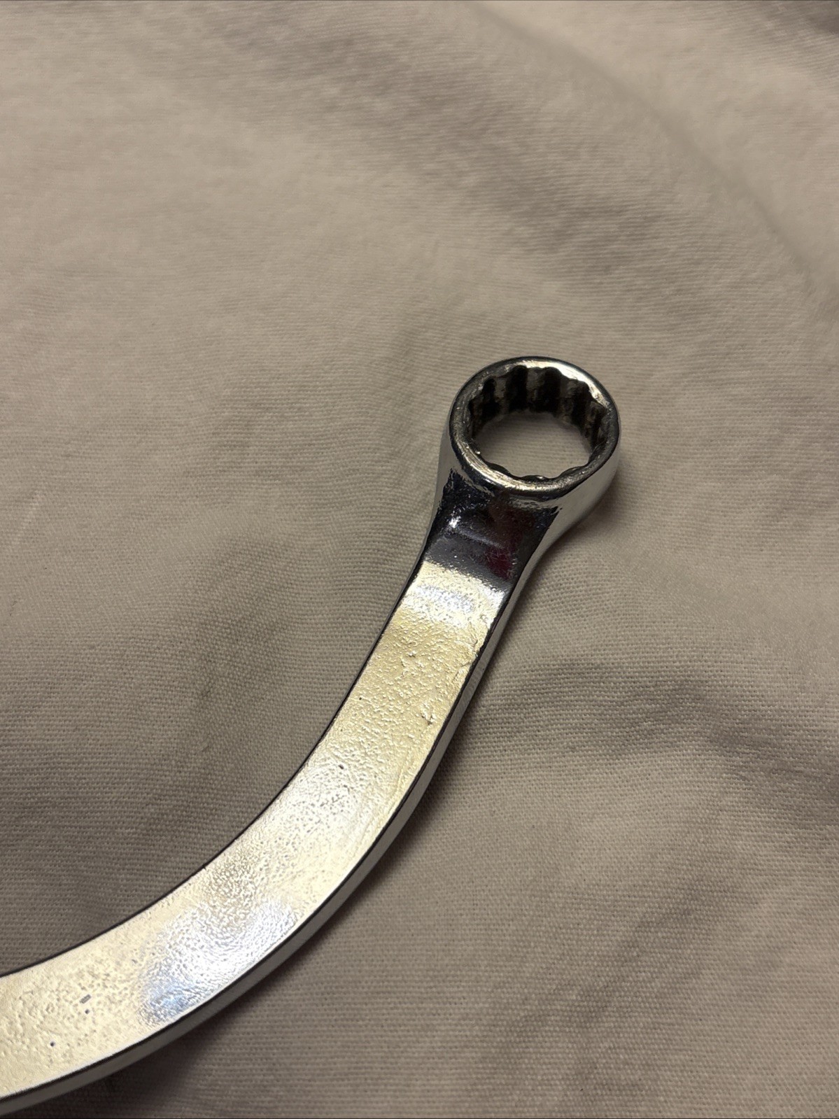 Snap-on Tools USA 9/16″ 12-Point Chrome GM Door Hinge S-Wrench S9607