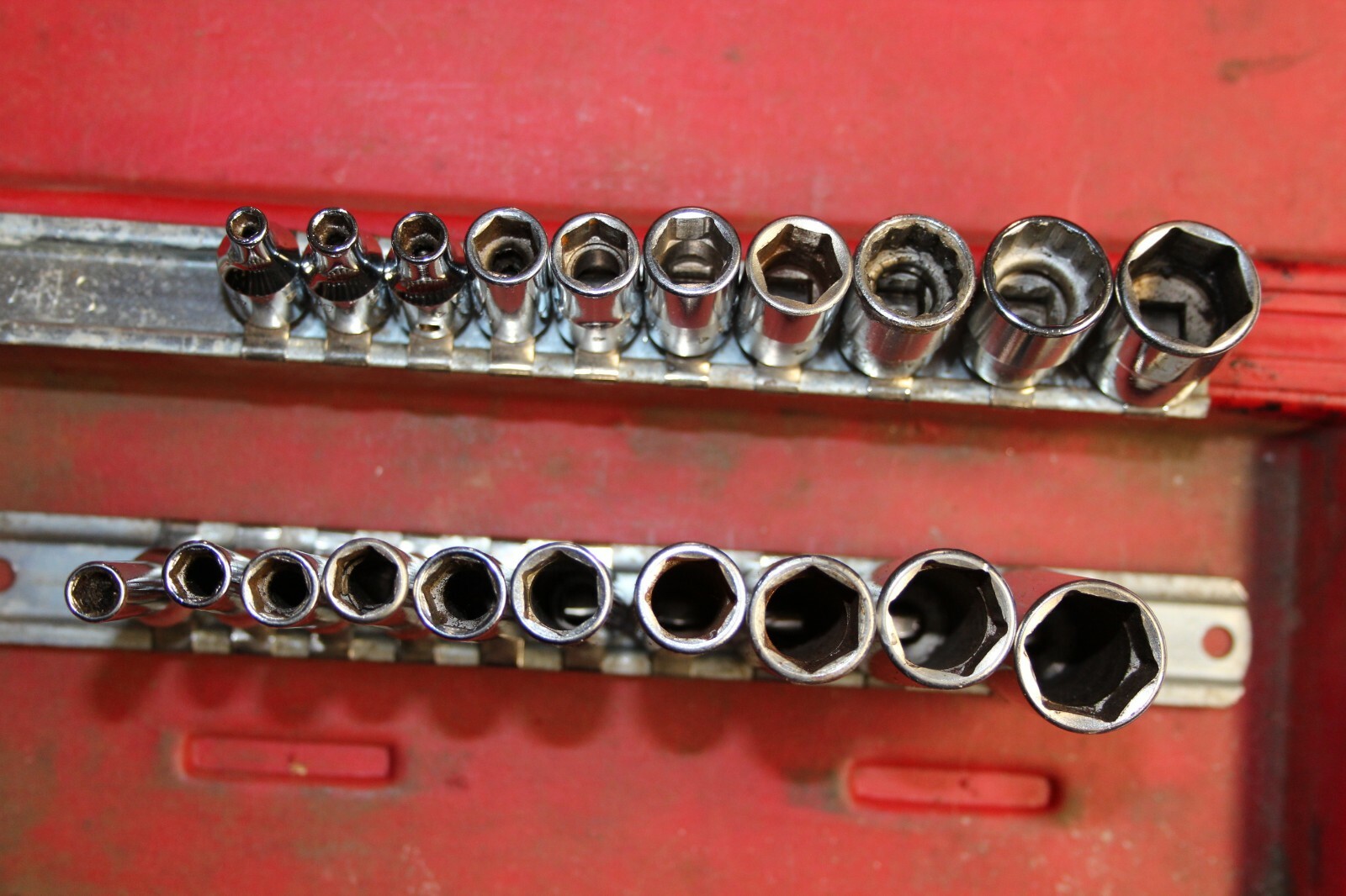 SNAP-ON TOOLS 1/4″ DRIVE SAE DEEP/SHALLOW SOCKET SET, SHANK DRIVER SET 23pcs USA