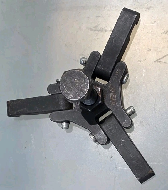 OEMTOOLS 27139 Harmonic Balancer Damper Puller – 3-Jaw Body Only