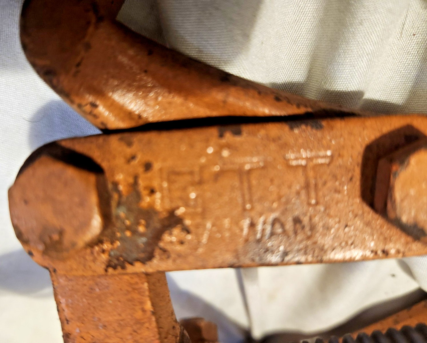 CTT 3 jaw gear/wheel puller 6 INCH