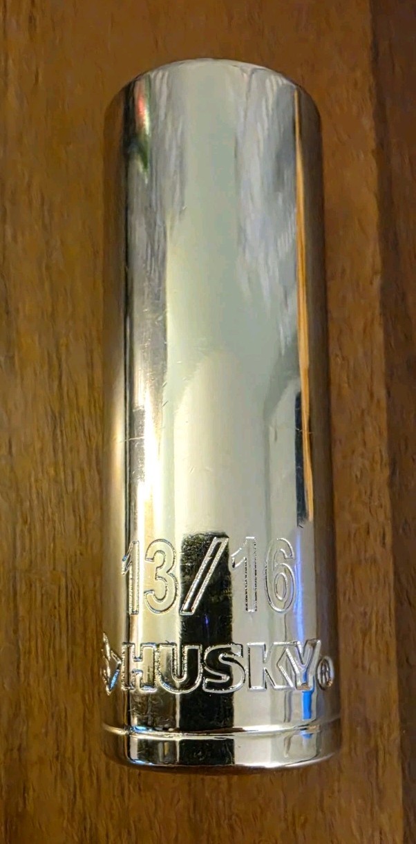 Husky 13/16″ Deep Well Socket 12 Point 1/2″ Drive China/Taiwan