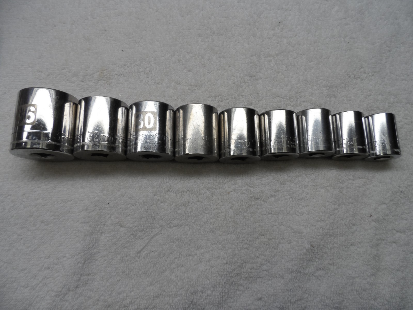 Craftsman 1/2″ Drive MM Socket Set, made USA, 12pt- 9 pcs (22-25,27,29,30,32,36)