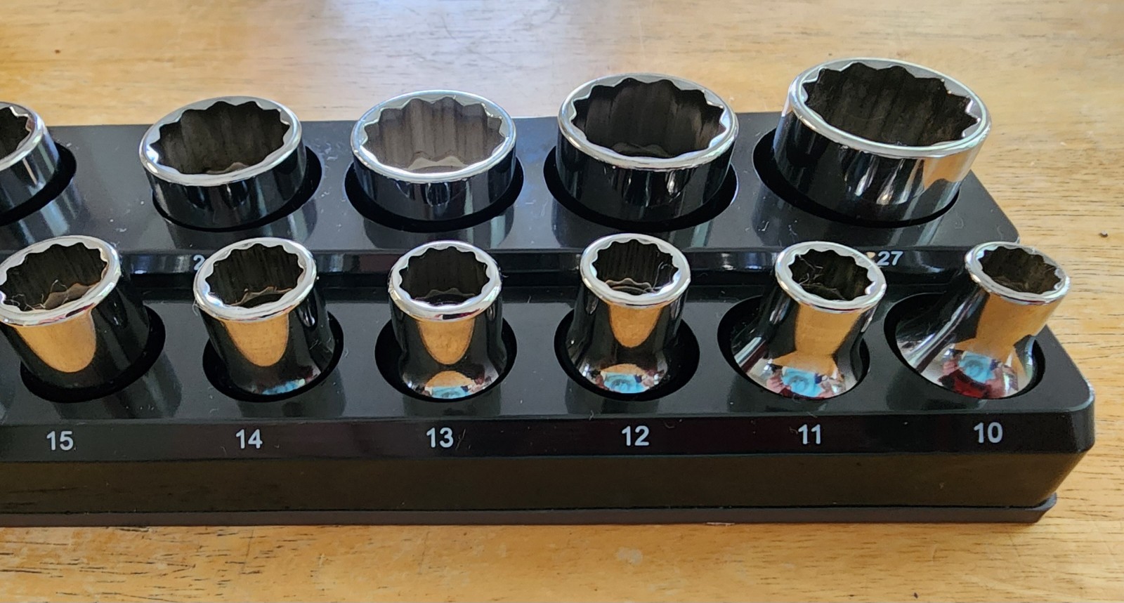 Snap-On 19pc 10-27mm 1/2″ Dr 12-Pt Metric Flank Drive Shallow Socket Set + EXTRA