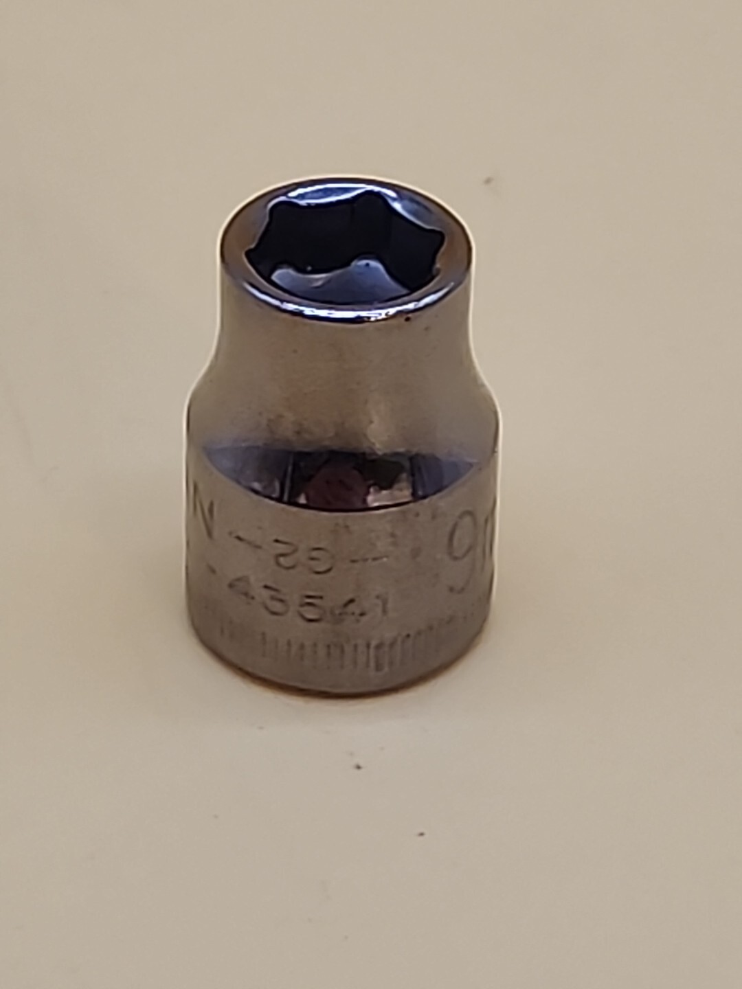 Craftsman Tools 3/8″ Drive 9mm 6 Pt Shallow Socket G2 43541 USA