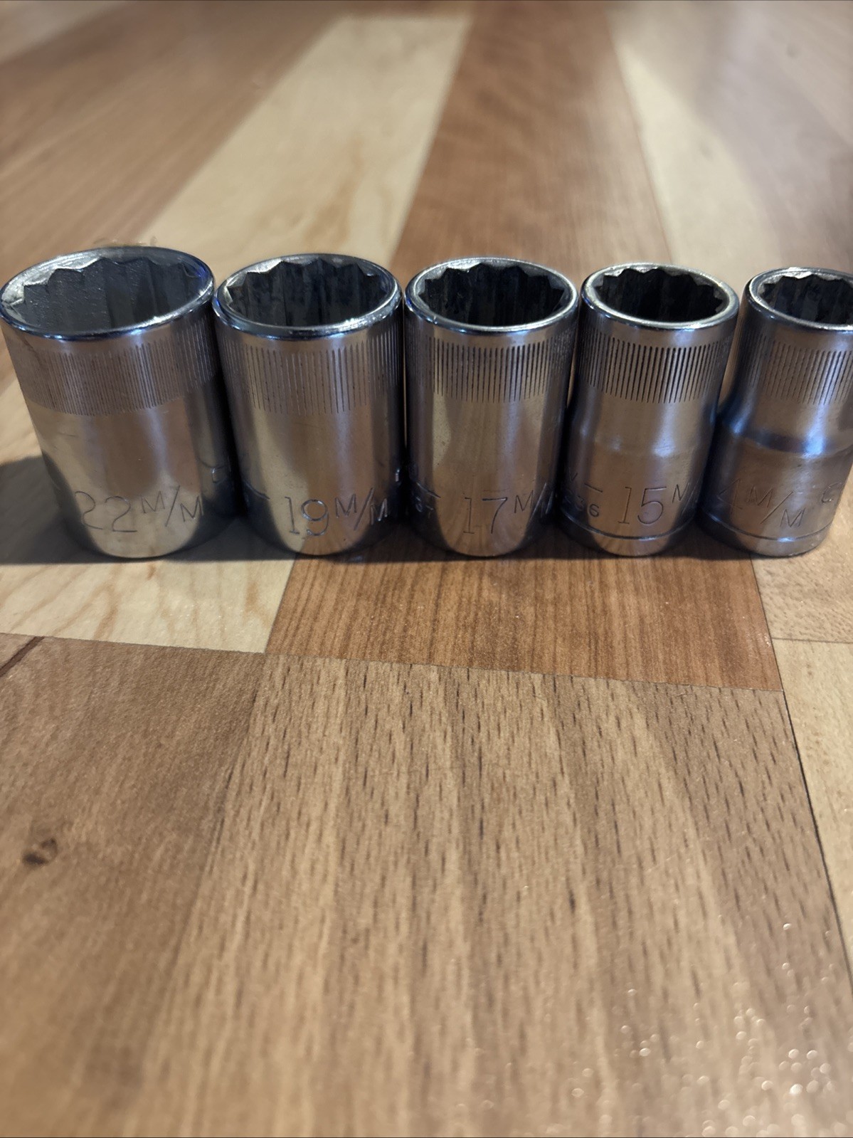 Vintage Craftsman -v- Series 1/2 Inch 12 Point Metric Sockets 14 15 17 19 22 mm