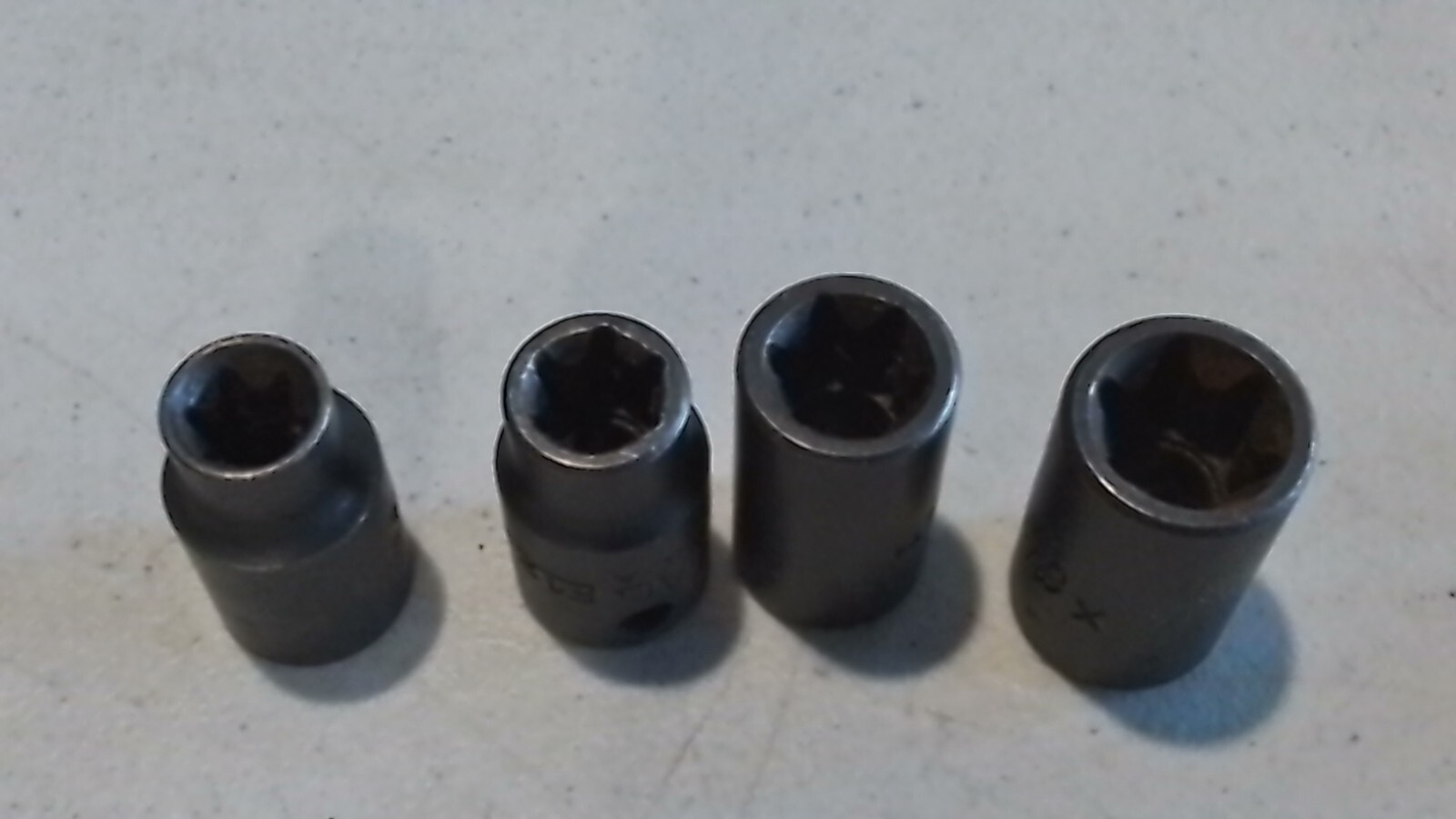 SNAP ON&MAC METRIC 11 PI. INVERTED TORX SOCKET SET E4,5,6,8,10,12,14,16,18,20,24