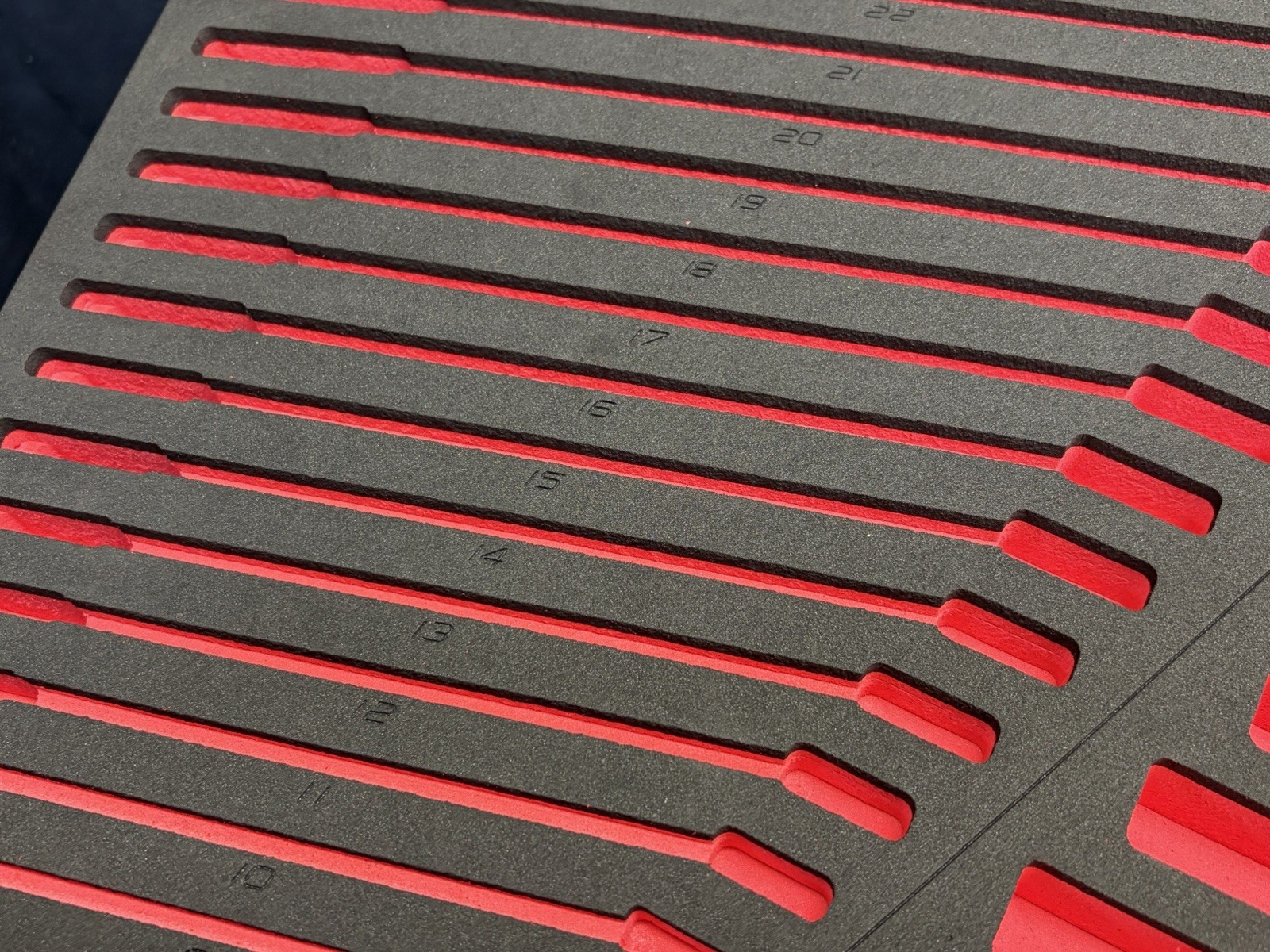 Snap-on RED Flank Dr Plus FOAM TRAY 38pc SAE Metric Combo Wrench Set FMWR13B