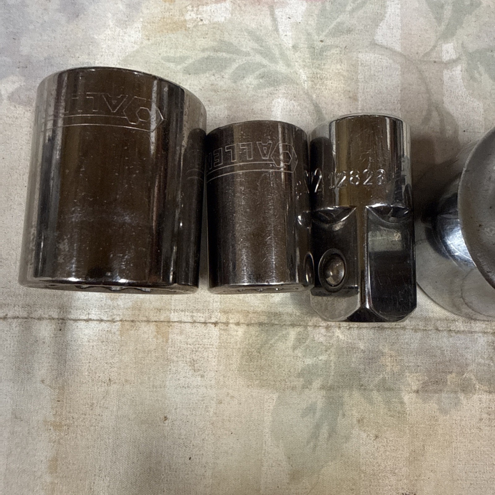 True craft, Chrome Vanadium 3/4”dr/ Allen 1/2” Drive Sockets. 5 Exc. Sockets