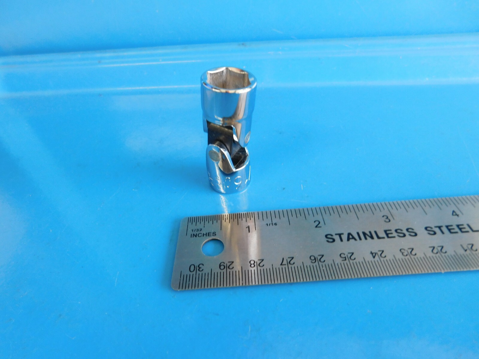 NEW, MAC TOOLS ( «9/16 IN.» UNIVERSAL SOCKET) 3/8 IN. DR. , PART #XU186RA,USA