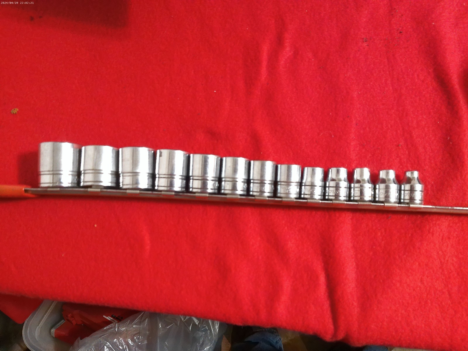 Snap On 13PC 3/8″ Drive SAE 12PT Shallow Socket Set F081 – F281 1/4″ – 15/16″