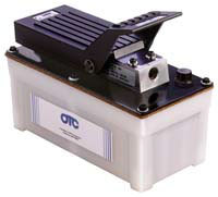 OTC Tools 4020 Up To 55 Ton Air/Hyd Foot Pump Air/Hydraulic Pump