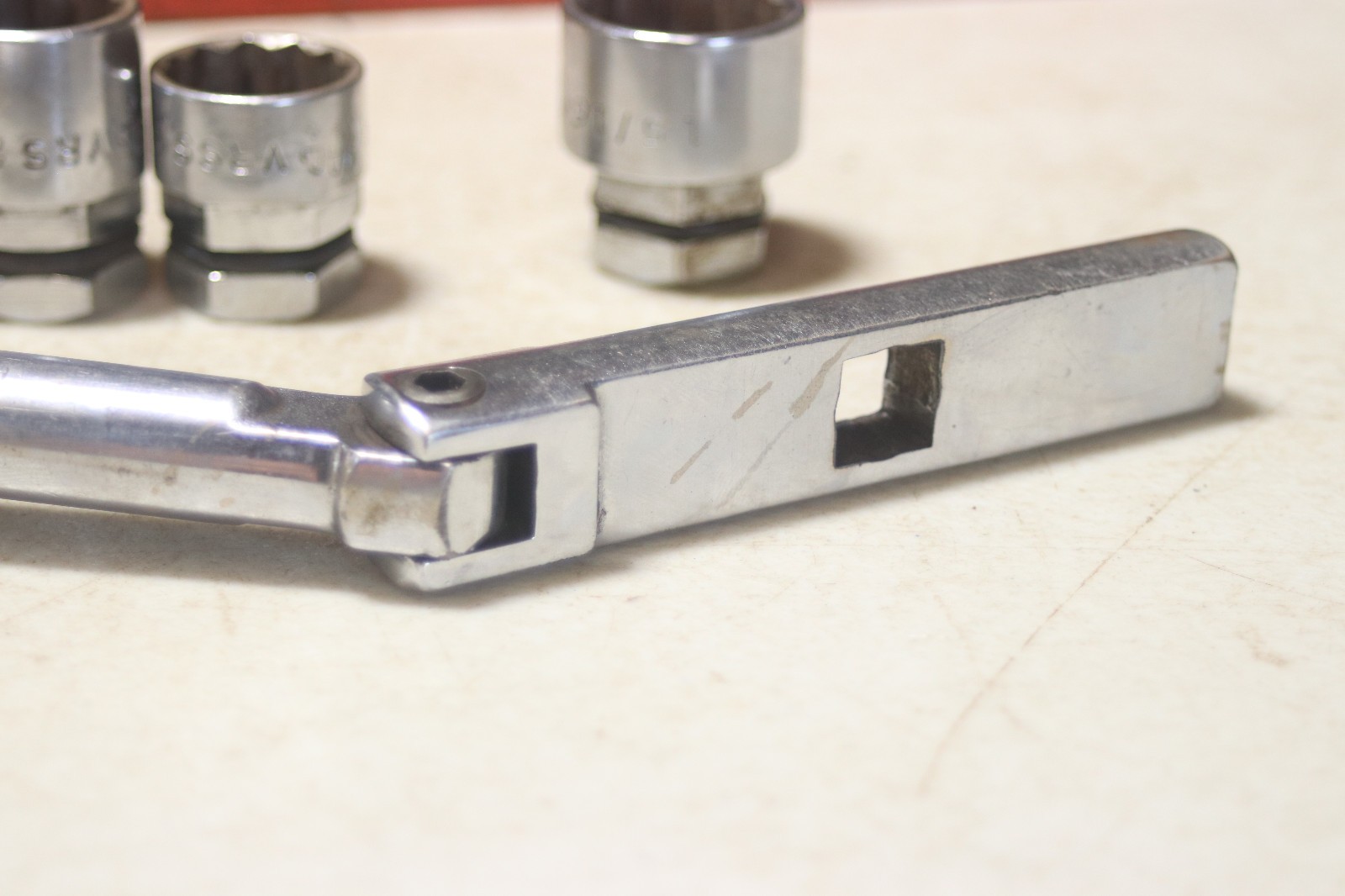 MAC Tools VRF Front End Alignment Pass Through Socket Set