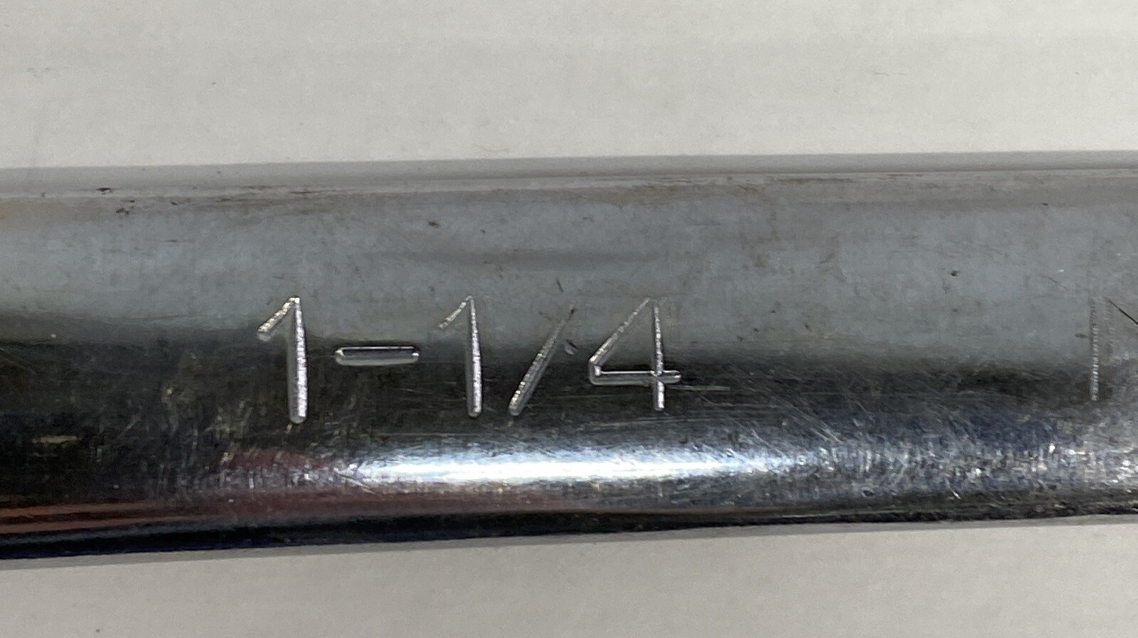 Northern Tools Large CR-V Chrome 1-1/4 SAE 12 Point Combination Wrench