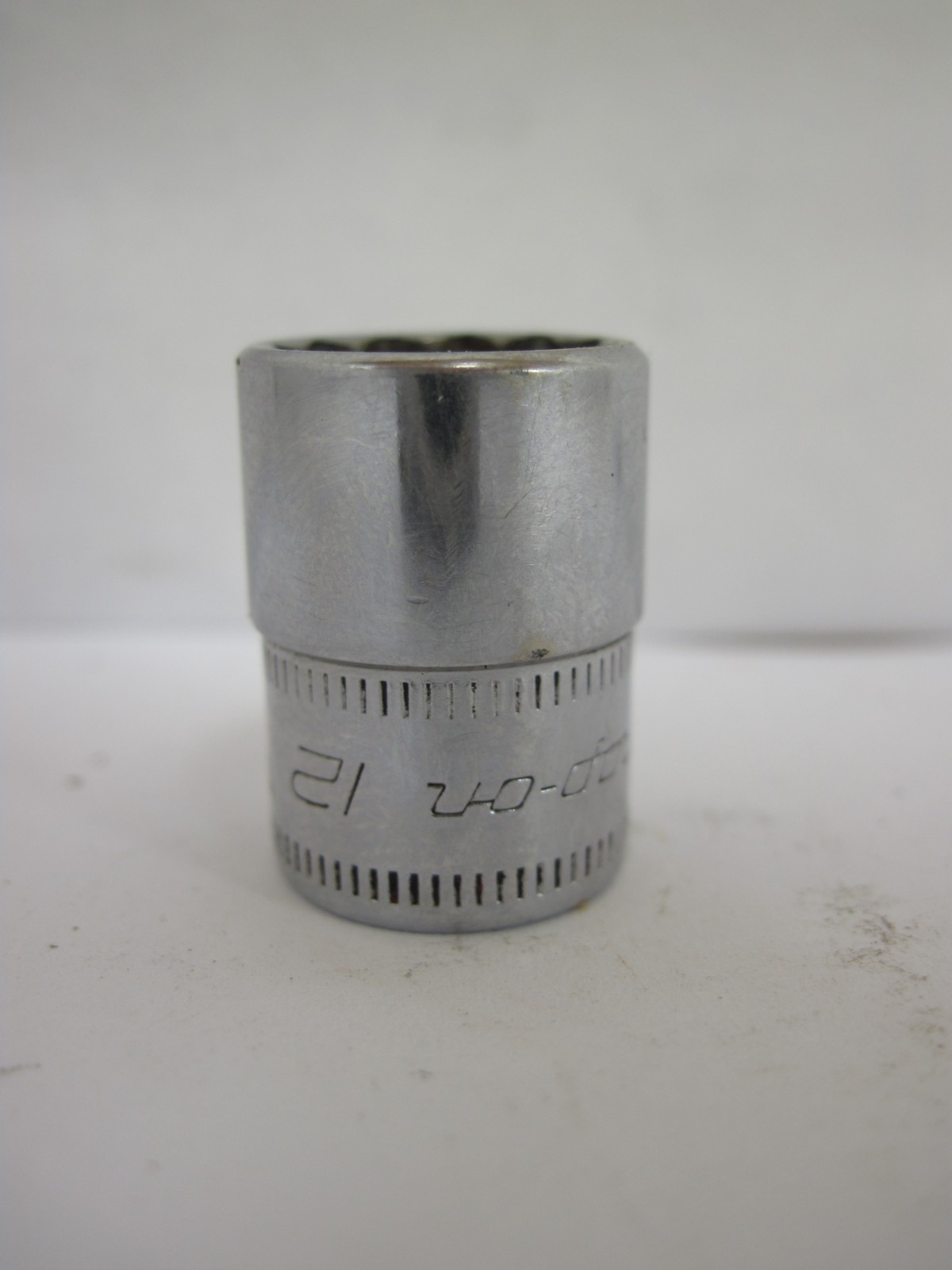 Snap On 1/4″ Drive 12mm Shallow 12pt Metric Socket TMM12 NICE