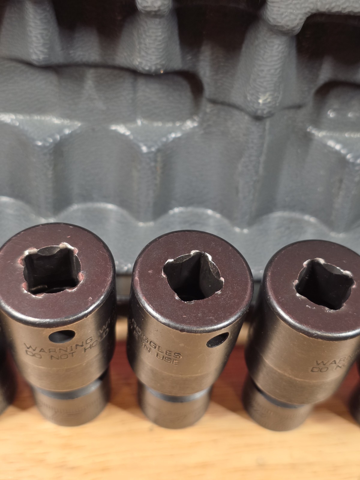 Snap-on Tools 207IPFM 7-Piece 3/8″ Metric Shallow Swivel Impact Socket Set