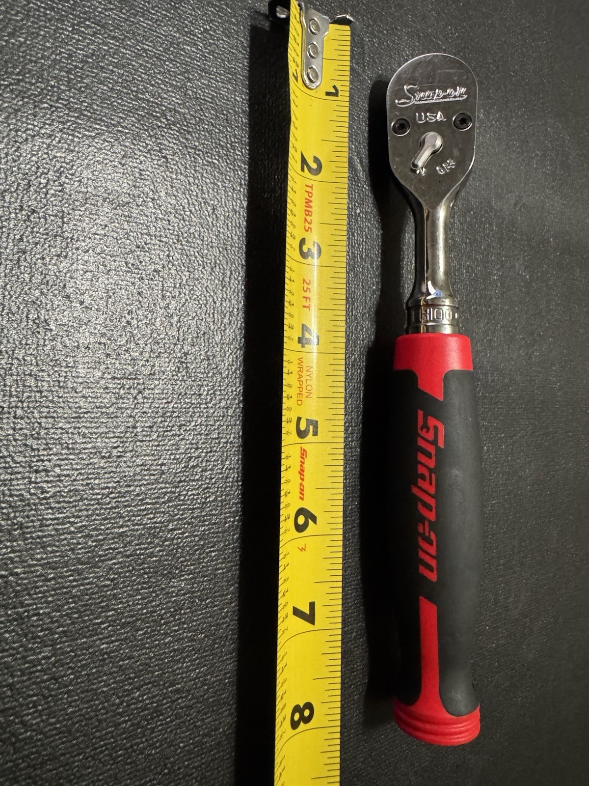NEW RED 3/8″ Drive Cynergy™ Soft Grip Ratchet FH100
