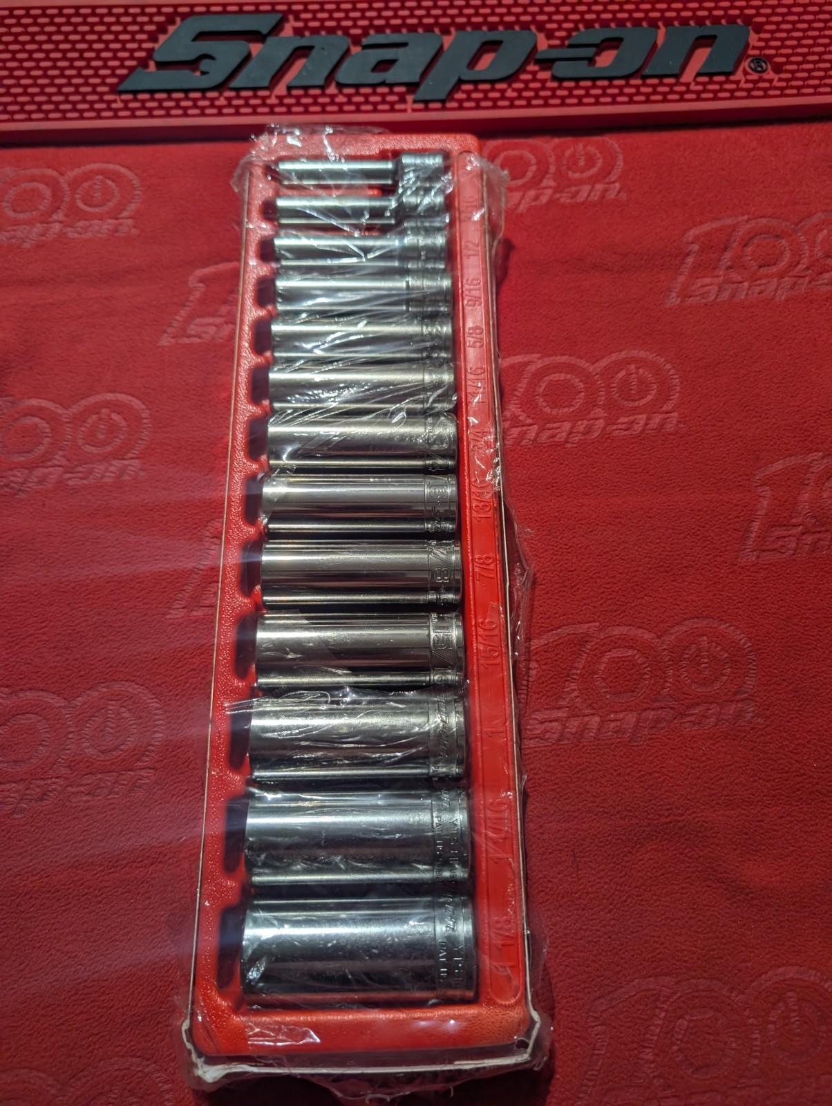 Snap-on™ BRAND NEW 13pc 1/2″ Dr SAE 3/8- 1.1/8″ 6-pt FDX Deep Socket Set 313YTSY