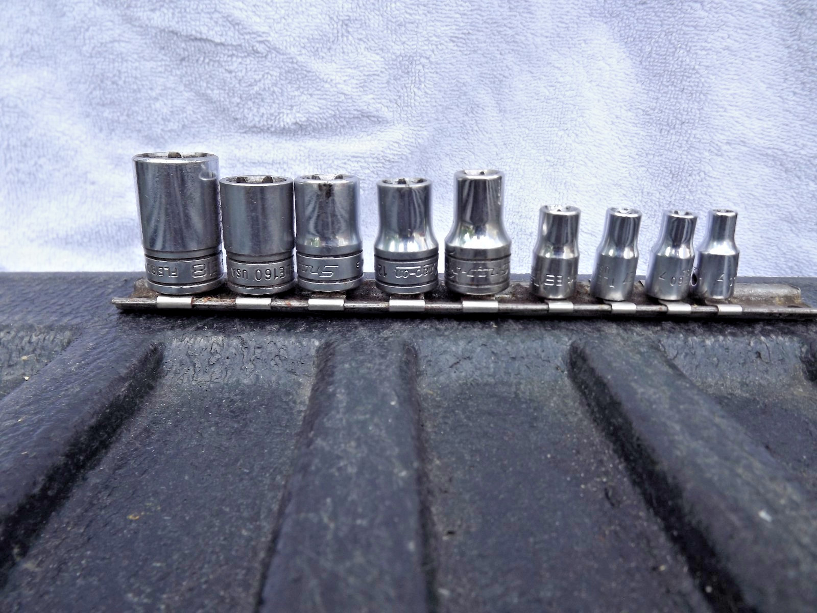 Snap-on FLE SERIES 9-Pc Combination Drive TORX® Shallow Socket Set (E5-E18)