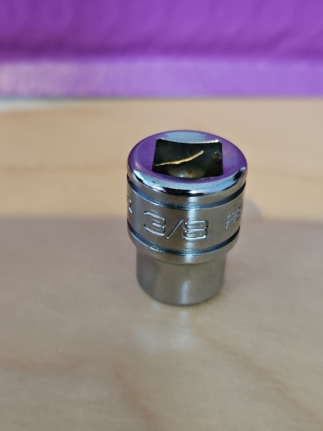 Snap-on Tools F121 3/8″ Drive 3/8″ SAE Shallow 12 Point Chrome Socket USA