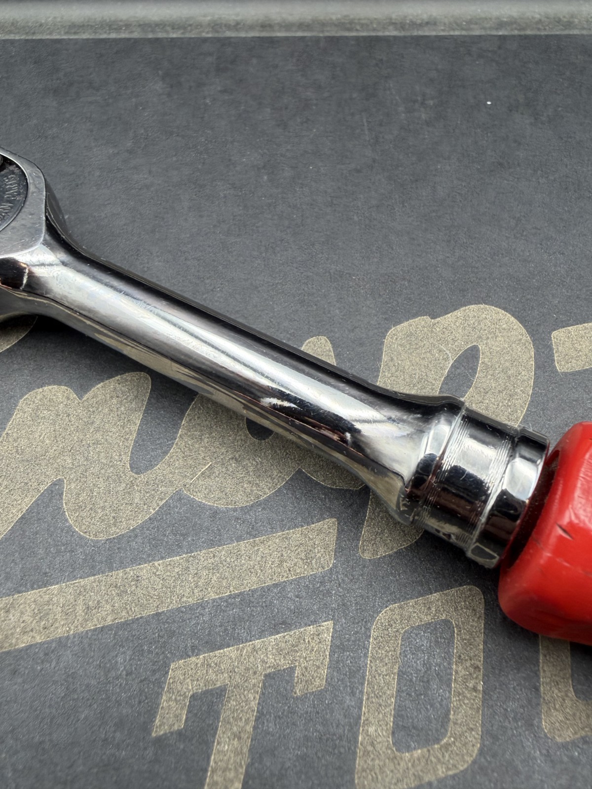Snap-on FHD80 NON-USA Stamped Head Red 3/8″ Dr Hard Grip Ratchet [Used]
