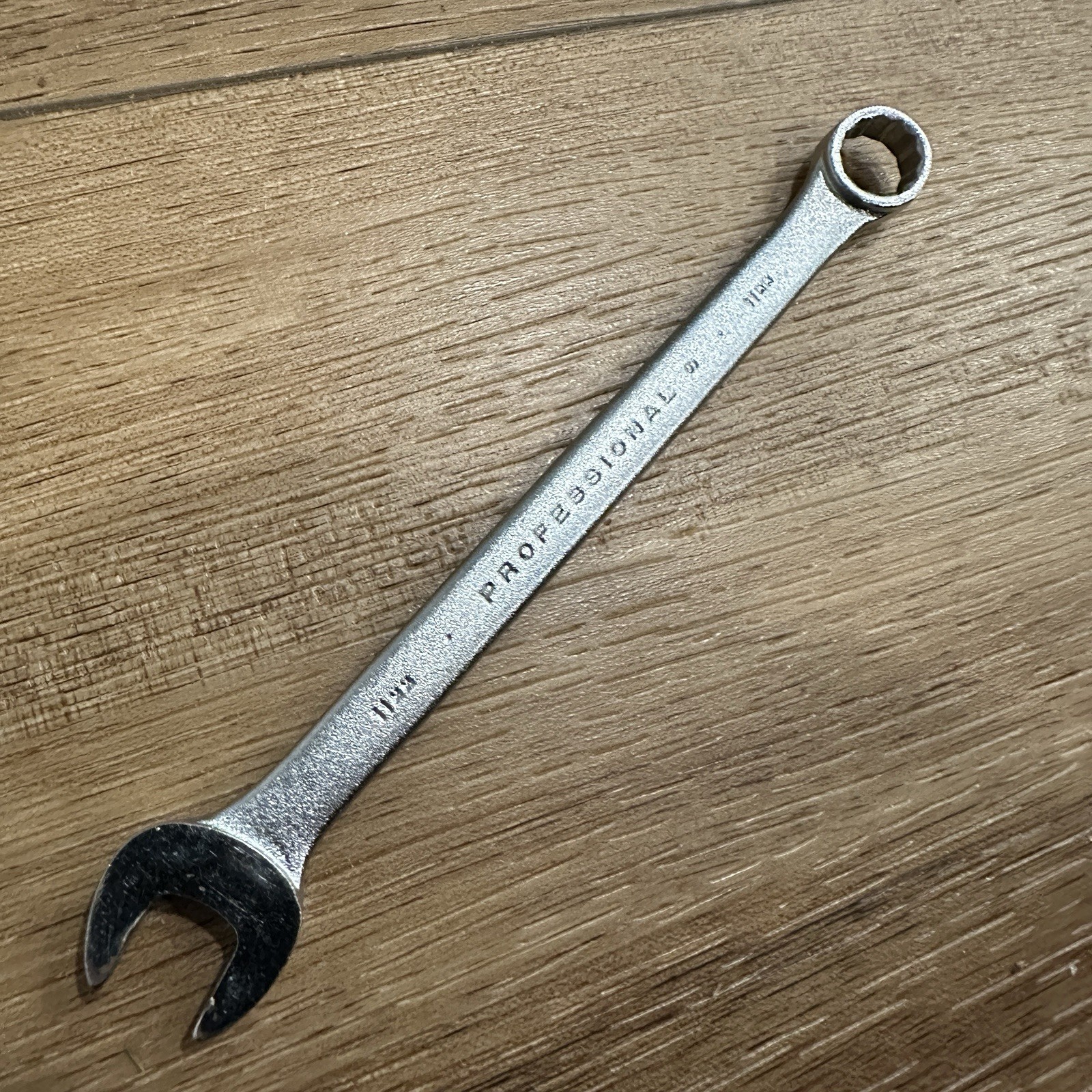 Proto Professional 11mm Combination Wrench 12 Point Metric 1211M USA with marks