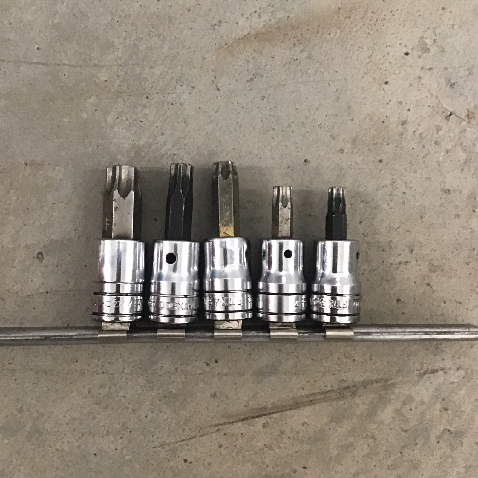 Snap-on 5 pc. Torx Bit Socket Driver Set 3/8 Drive (T30, T40, T45, T50, T55)