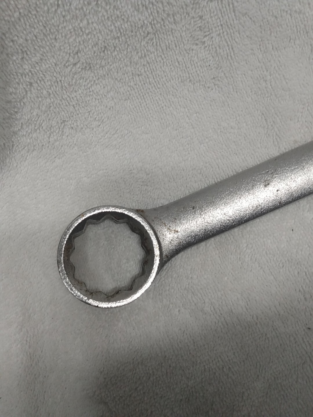 Craftsman 1-5/16 Open/ 12 pt Closed Ended Combination Wrench VA-44709