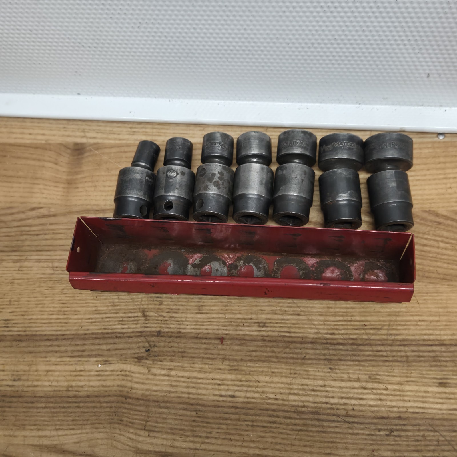 MATCO 3/8″ Drive 7pc 3/8″-3/4″ Impact Swivel Universal Socket Set w/Metal Tray