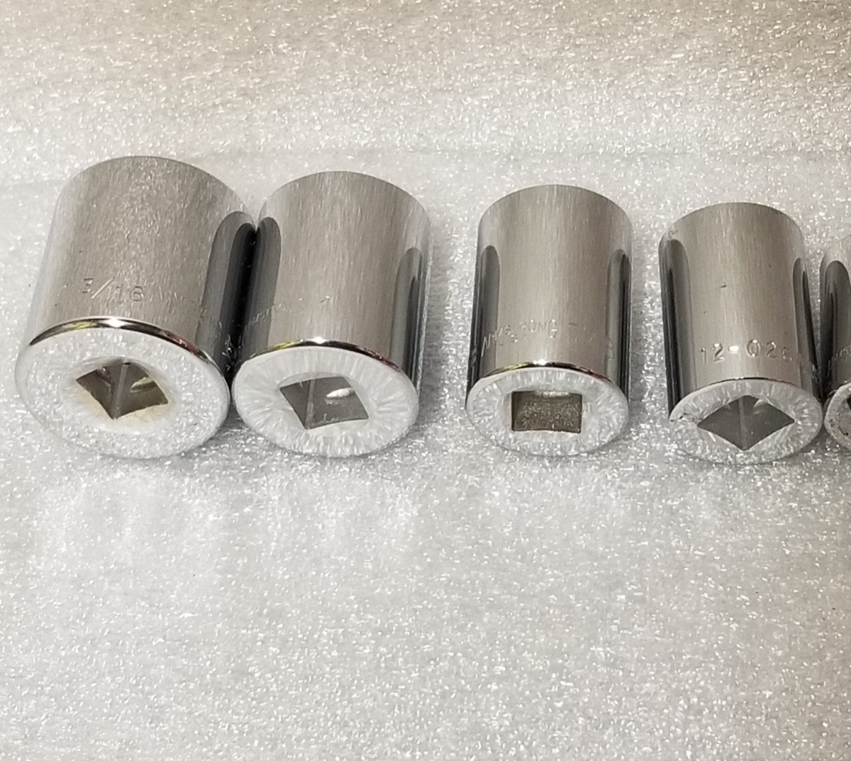 Armstrong 8-Pc 1/2″-Drive 6-Pt Socket Set 7/16″ to 1-3/16″ Made in USA