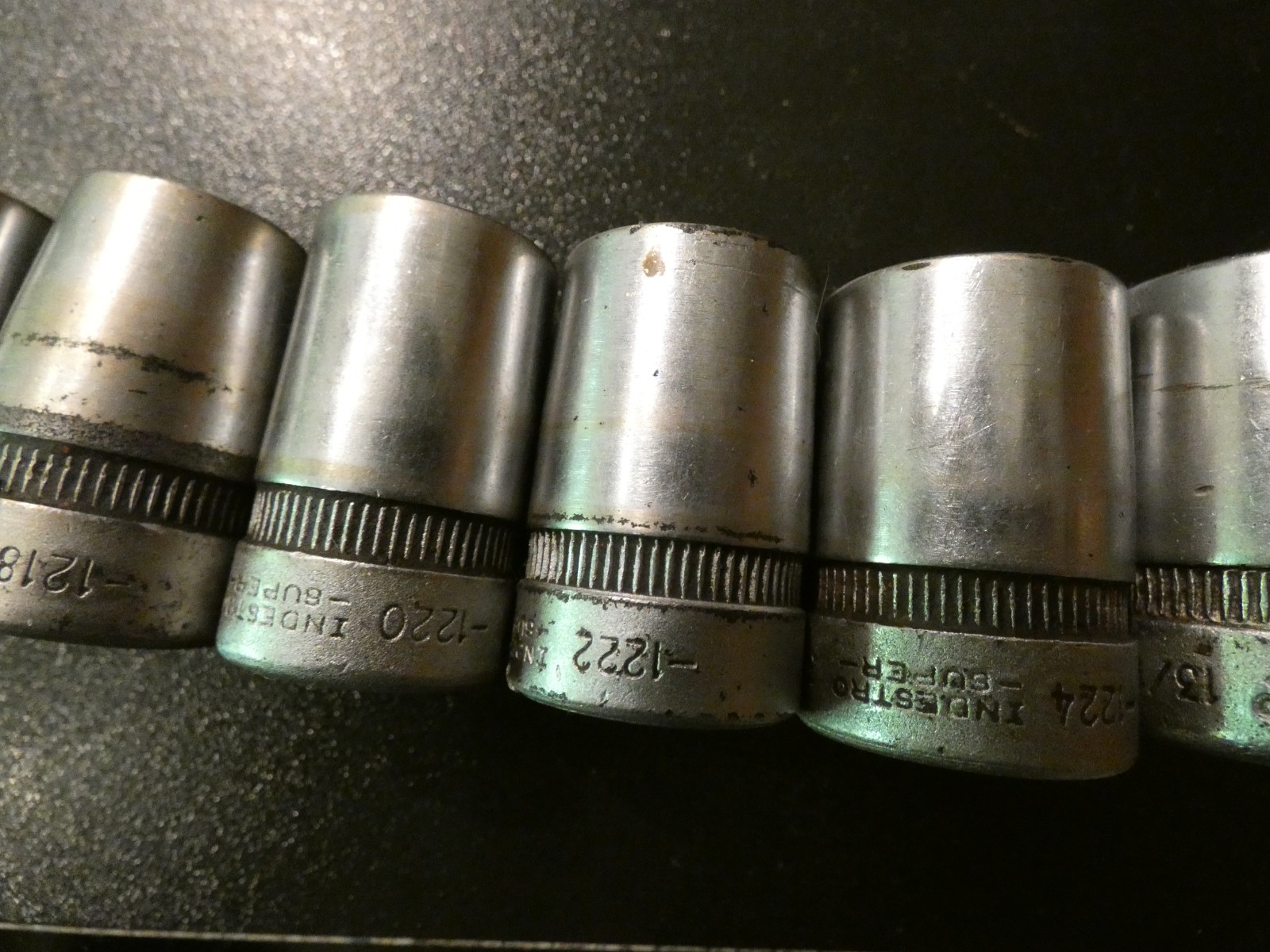 Indestro Super USA 10 pc. 1/2dr. 12pt. Socket Set 7/16-1″ + 1/2 to 3/8 adapter