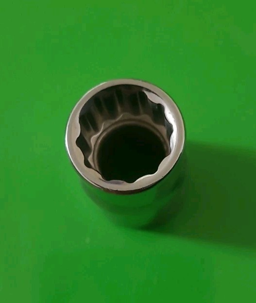 Westward 1/2 drive 14mm Shallow 12 Point Socket