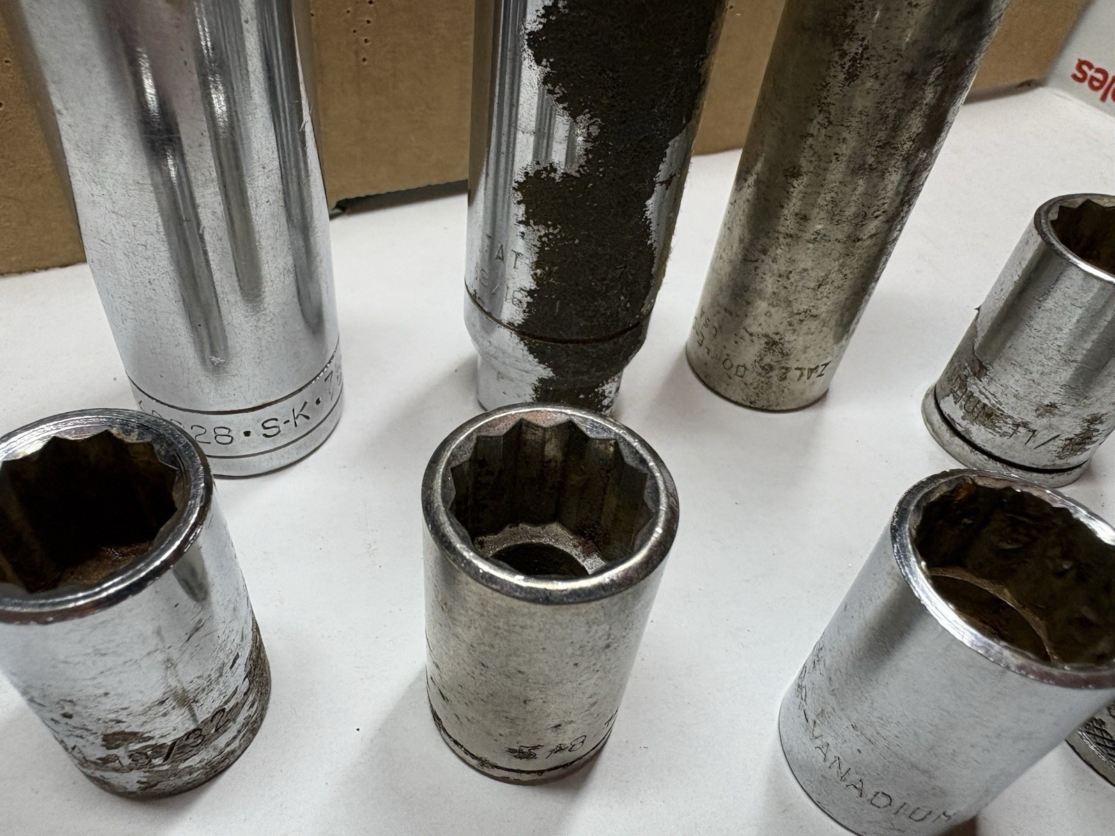 Lot of 36 Assorted Sockets Deep & Short Well 1/2″Drive 6 & 12 Point Metric & SAE