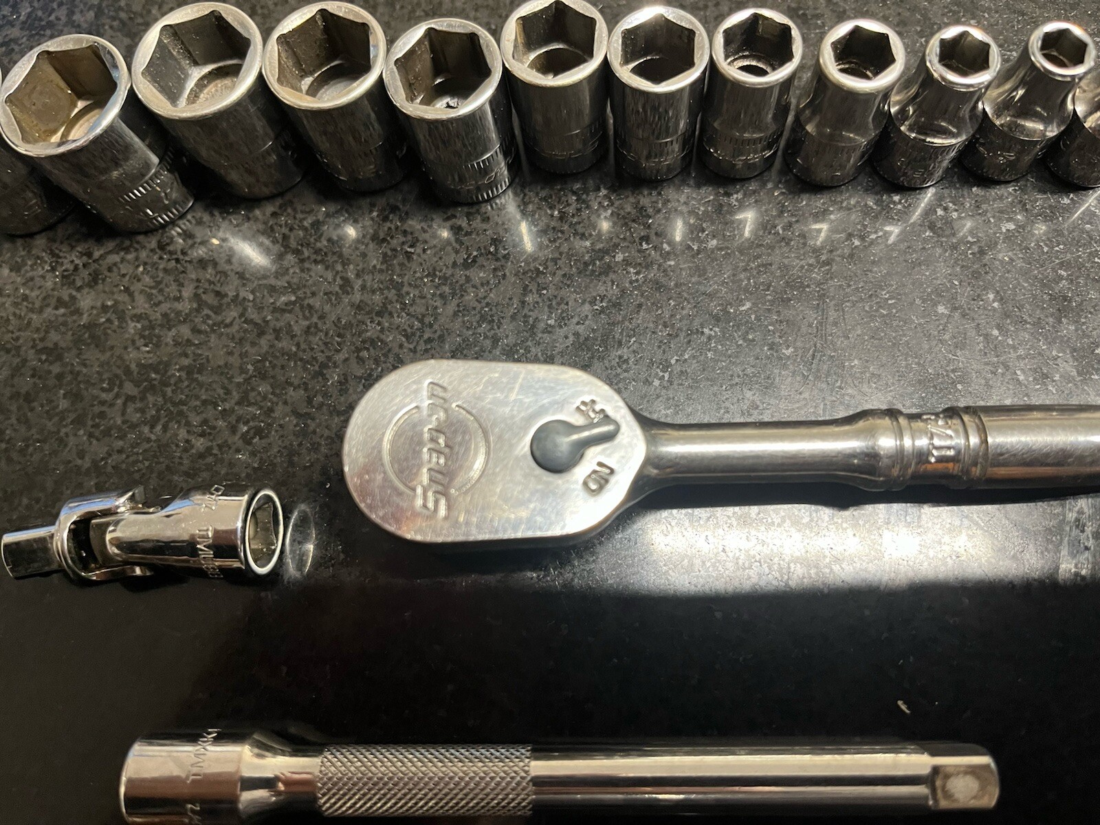 Snap On 1/4″ Drive 6-Point Metric Socket Set 4mm to 15mm TMM4 to TMM15 117TMMG
