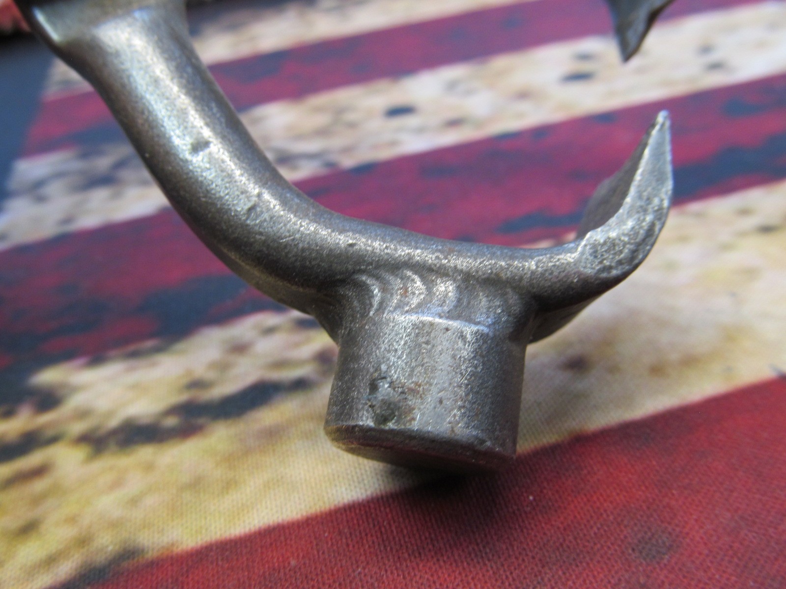 Vintage Chevron A-107 Wheel Weight Tool – Unique & Rare – Nice Used Condition