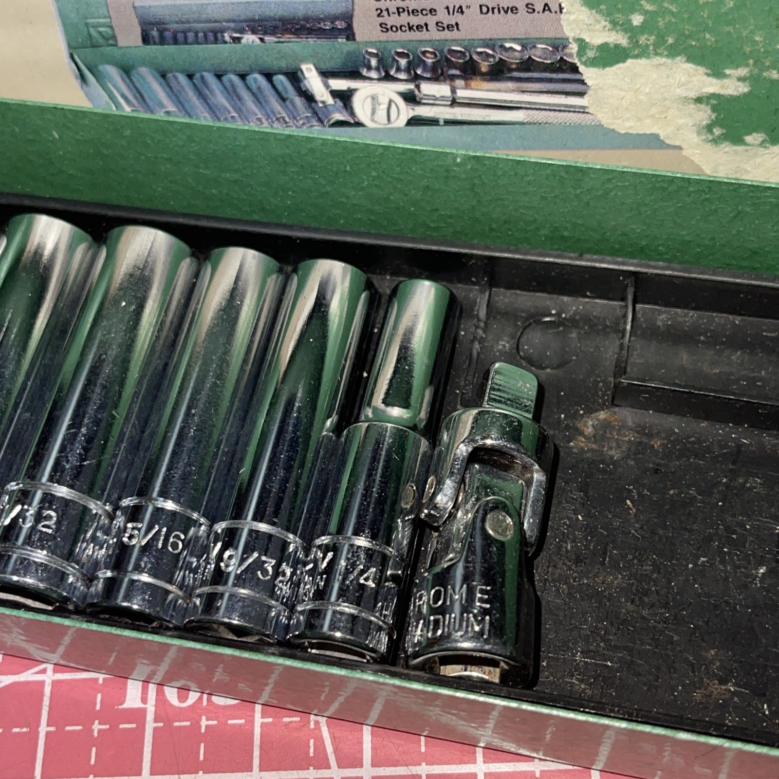Buffalo 21 Piece 1/4 Drive SAE 6 Point Deep & Standard Socket Set Vintage Case