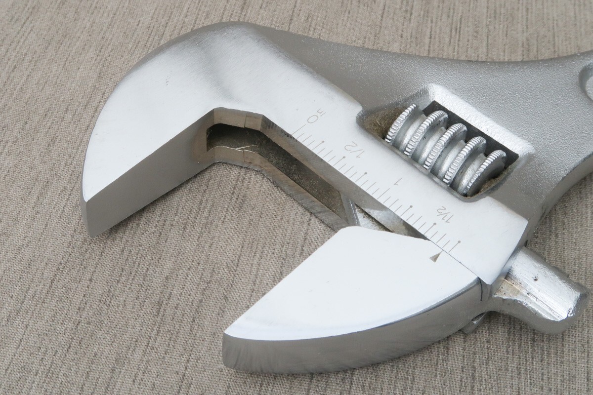 15″ Adjustable Wrench 375mm NICE Quality Continental Made in Taiwan