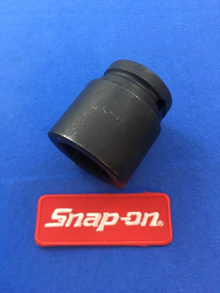 Snap-On 1-1/4 in 3/4 in Drive Impact Socket IM402 E10