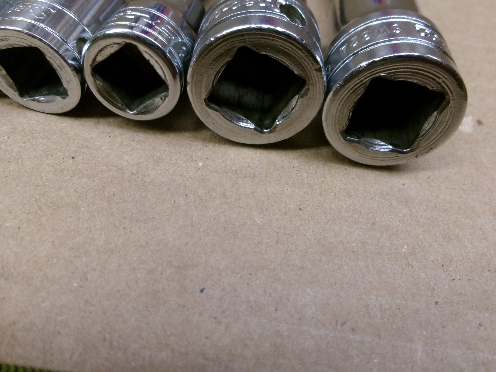 Snap On USA 3/8″ drive 10-Piece Phillips and Flat Tip Socket Set / Lot