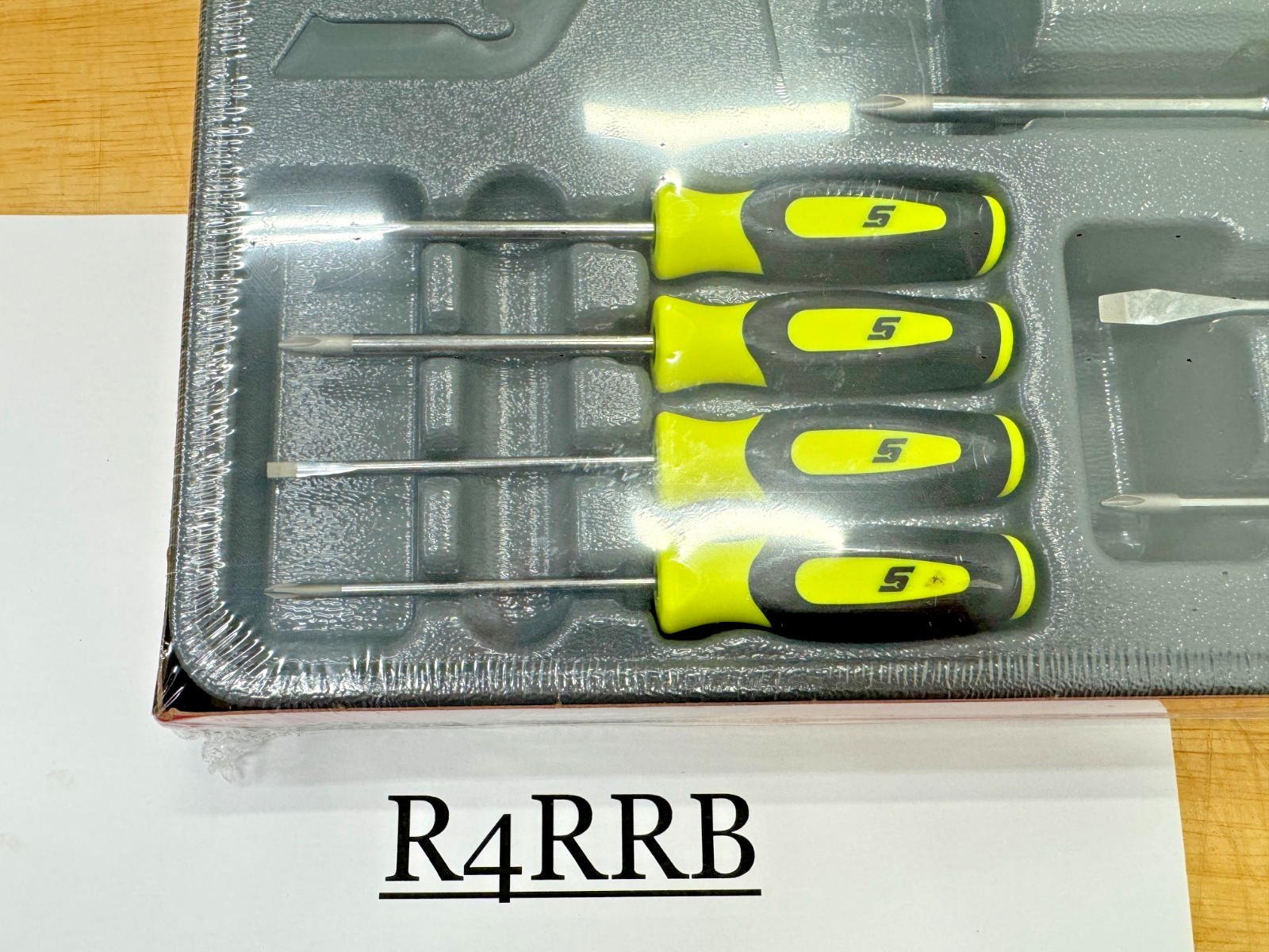Snap-on Tools USA NEW 10pc HIVIZ Soft Grip Phillips & Flat Head Screwdriver Sets