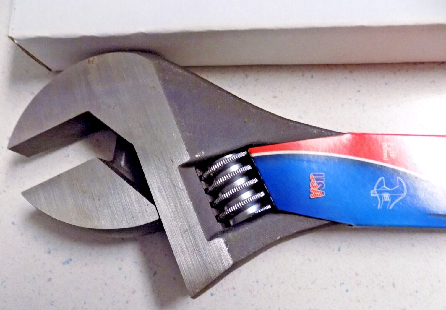 New Adjustable Wrench Crescent Brand USA 18″ 18 Inch 2 1/16″ Capacity AT118 NOS