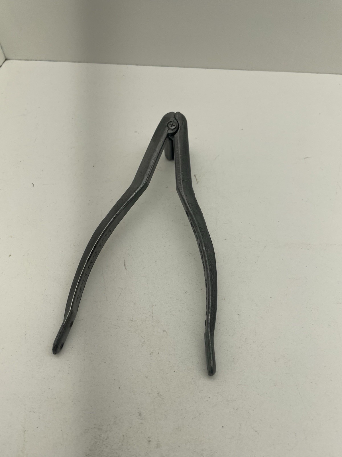 Blue Bird No.20 Terminal Pliers