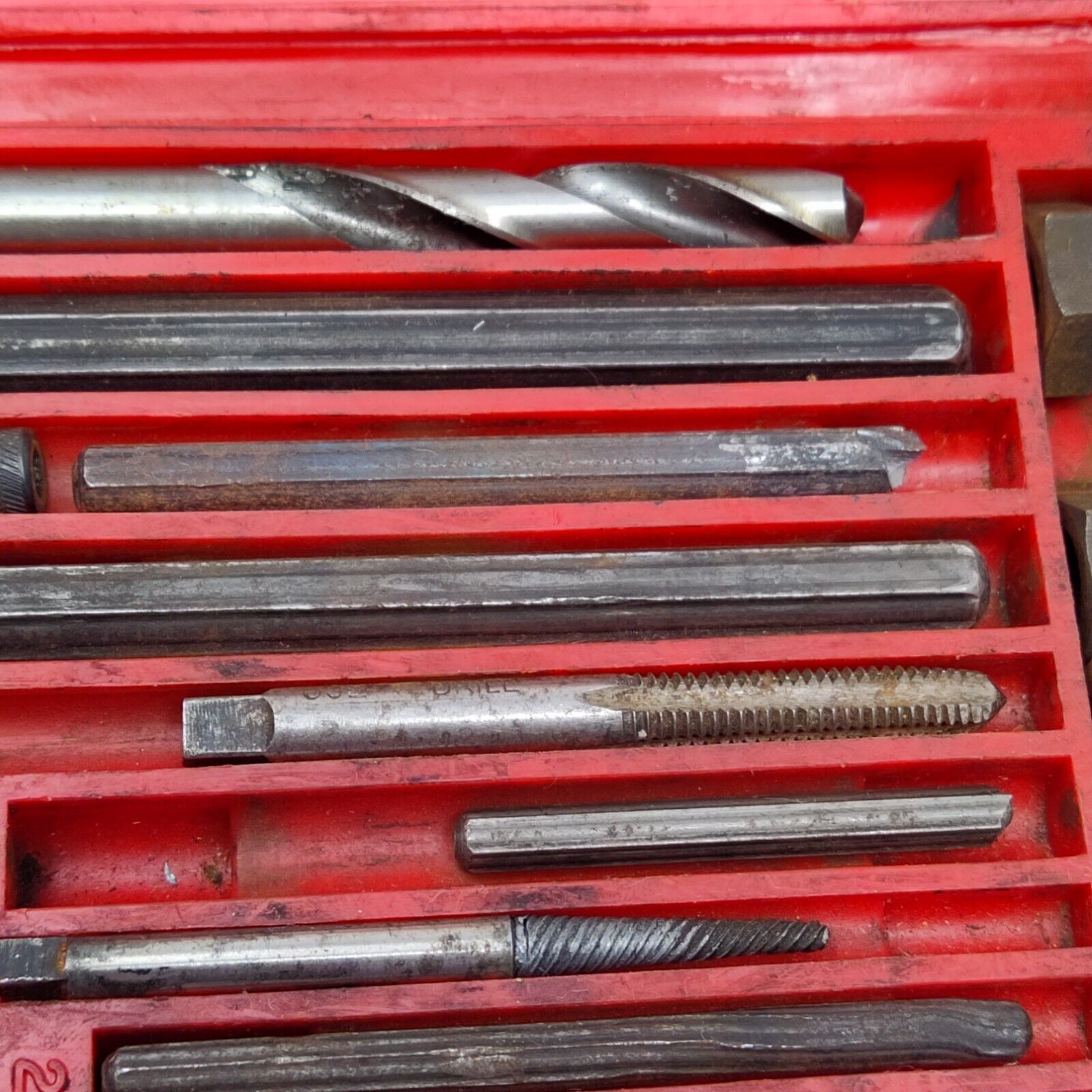 Blue Point (Snap On) 1020 Screw Extractor Set USA Plus 6″ Ruler
