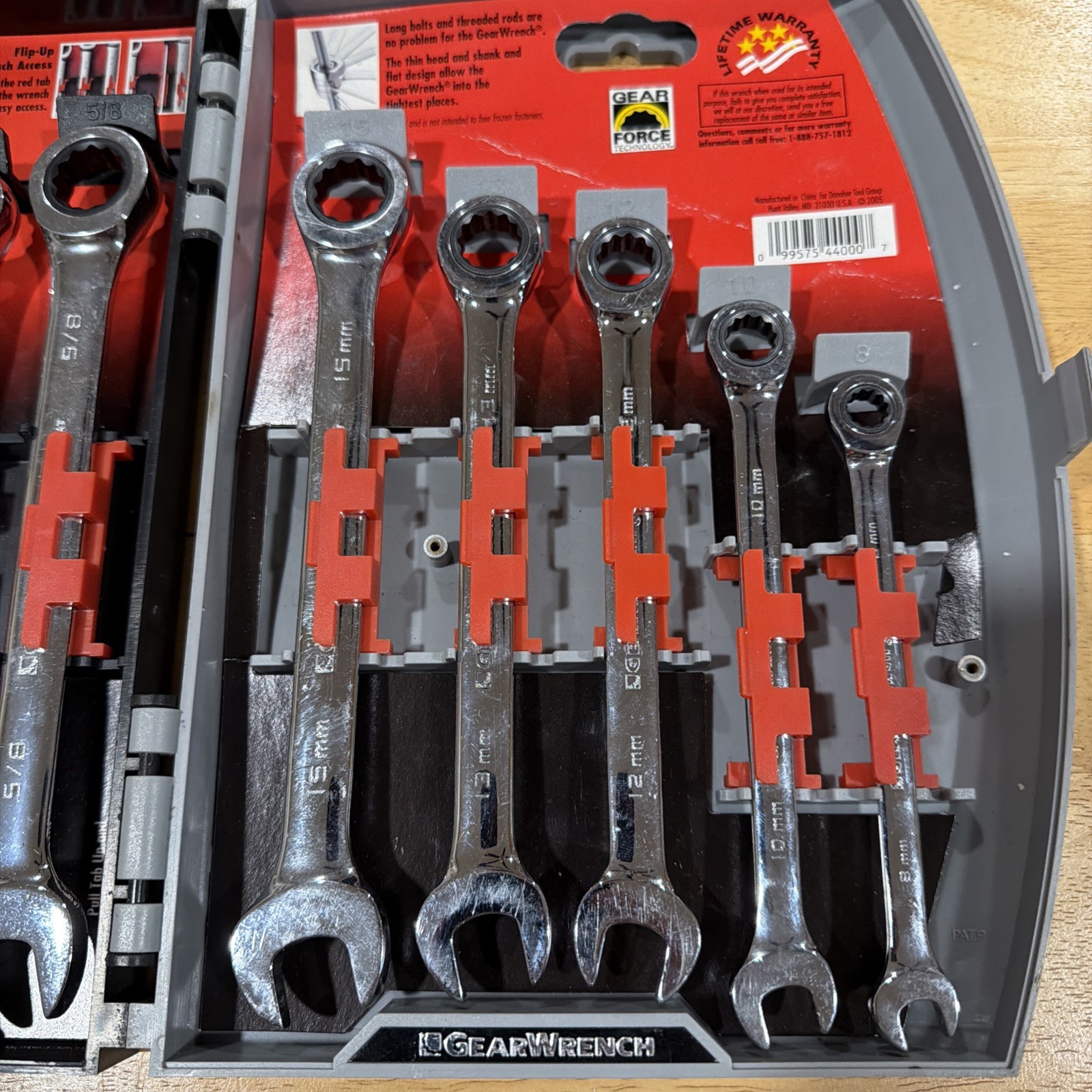 Gearwrench 10 Piece Metric/SAE Combination Ratcheting Wrench Set Nice