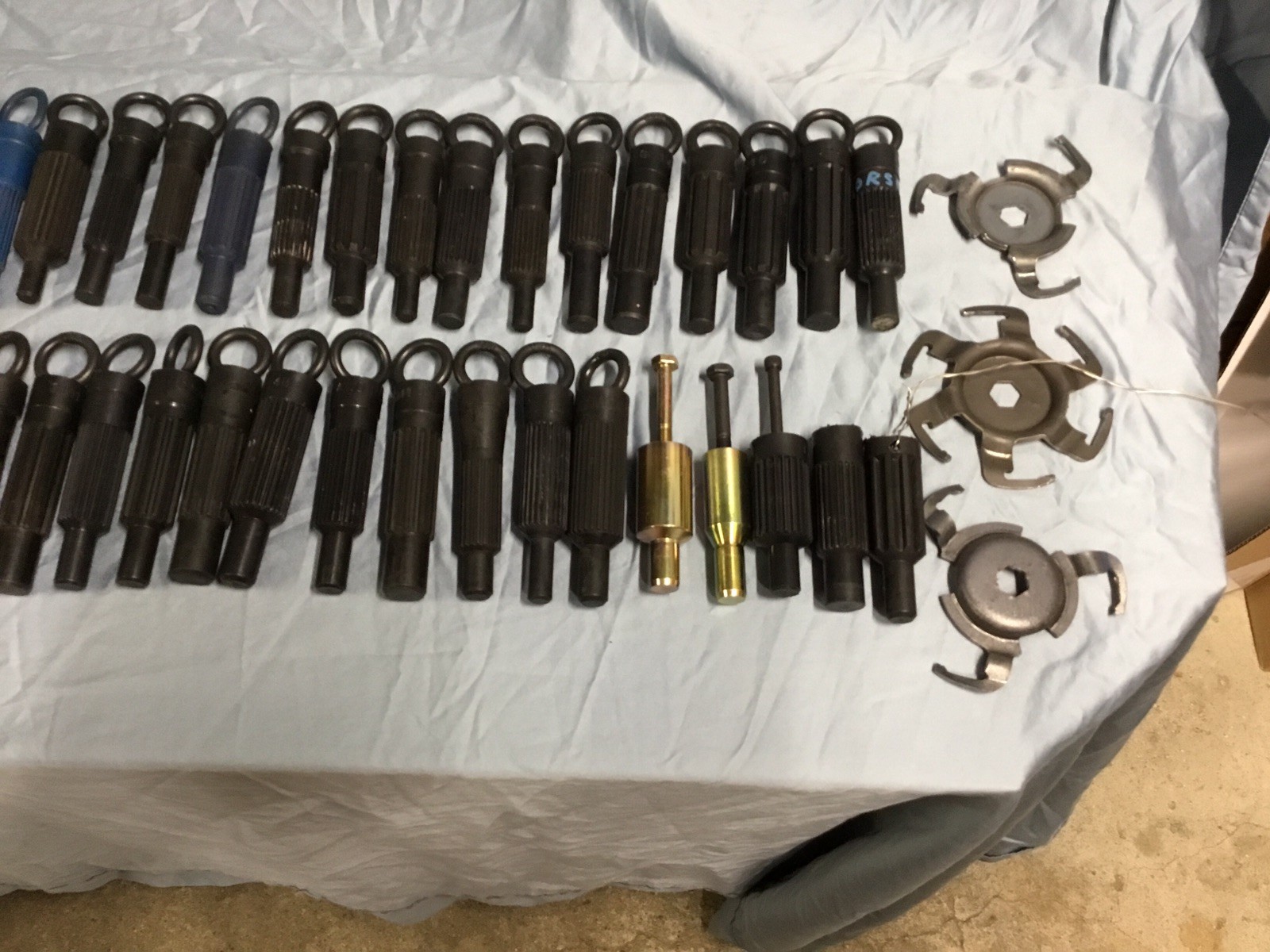 Clutch alignment tool set.master Set. Huge. Covers Most Cars.