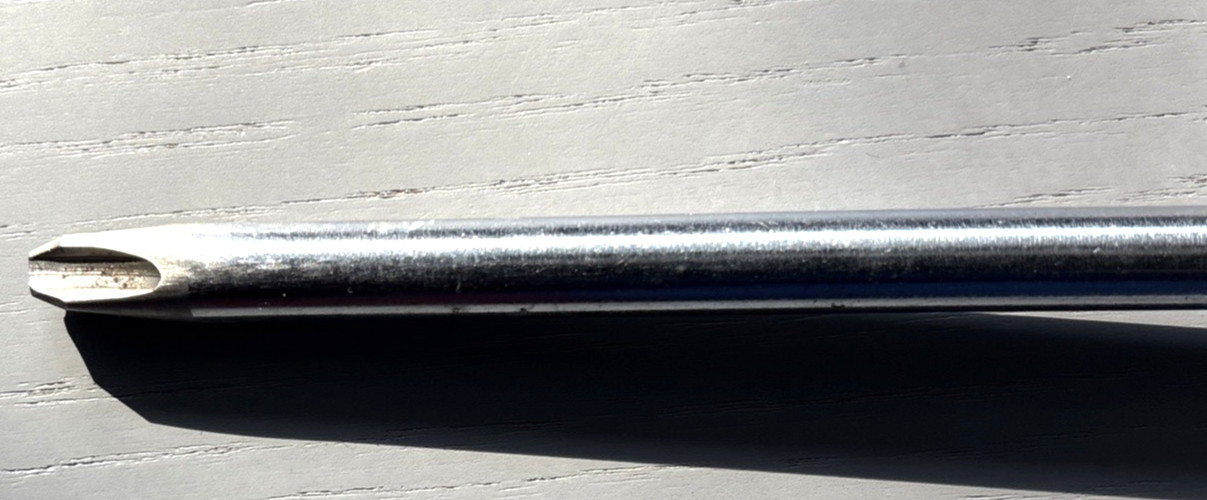 Snap-on #SSDP64 #4 Phillips Head Screwdriver Black Hard Handle 10.5″ USA Made