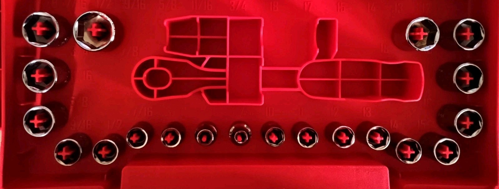 CRAFTSMAN 20 Piece SAE and METRIC 6 Point Socket Set For 3/8″ Inch Drive