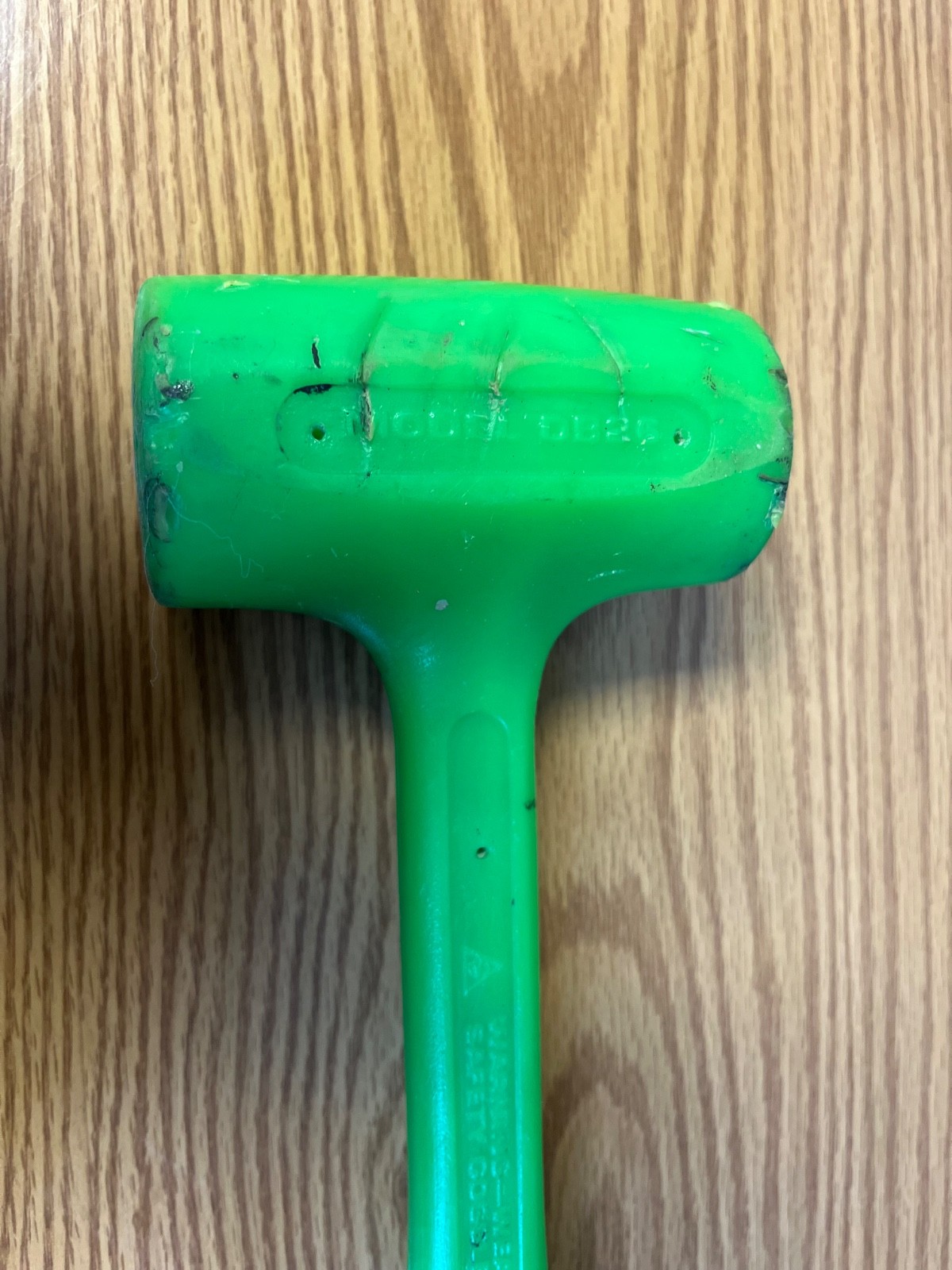 MATCO DB26 – 26OZ NEON GREEN DEAD BLOW HAMMER — LOC#155