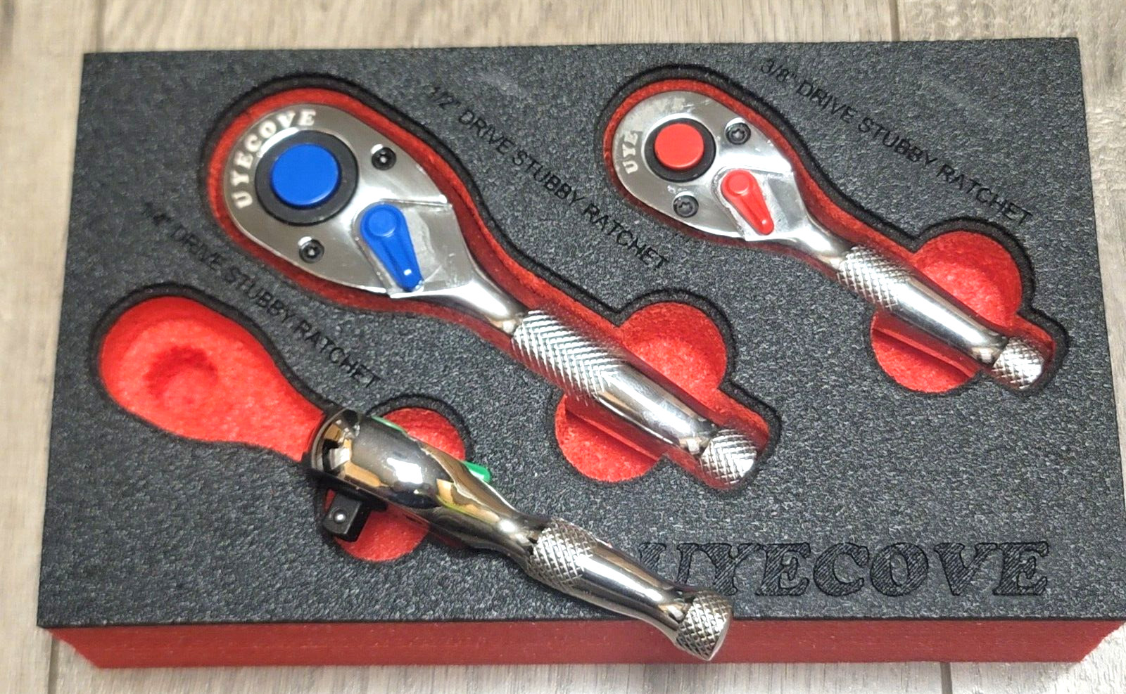 UYECOVE 3pc Color Coded Stubby Ratchet Set w/ Foam Tray 1/4, 3/8 & 1/2″ dr