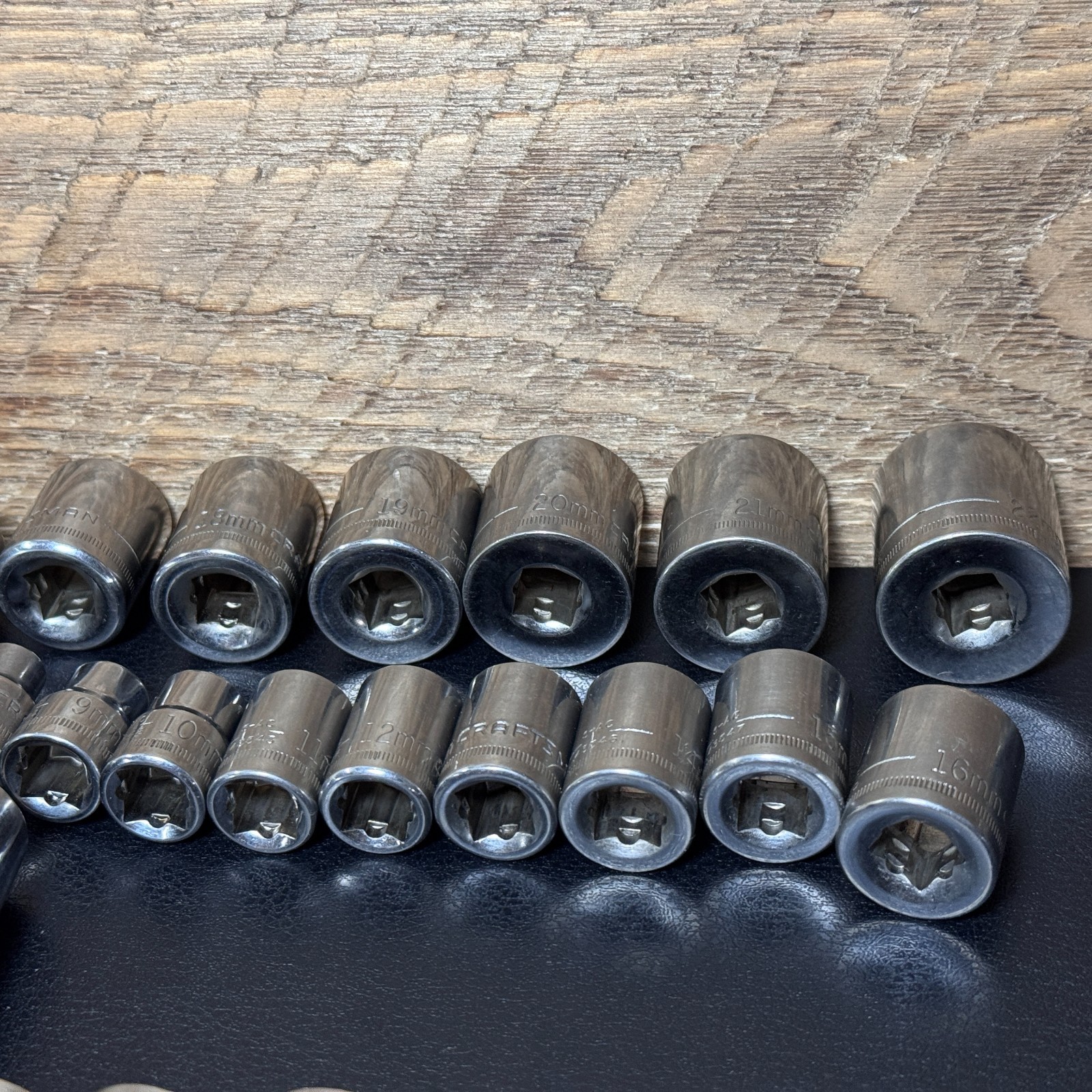 Craftsman S-AC 3/8 Drive Metric & SAE Socket Set STD Deep w/ Ratchet 44808 —81pc